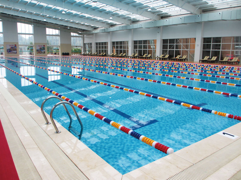 室內(nèi)恒溫游泳池潮濕發(fā)霉？普派克三集一體除濕機破局